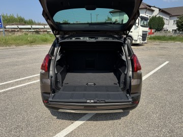 Peugeot 3008 1.2 BENZYNA Klimatronik Nawigacja Ledy Tempomat