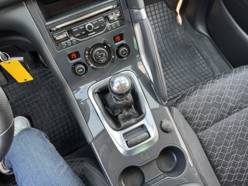 Peugeot 3008 1.2 BENZYNA Klimatronik Nawigacja Ledy Tempomat