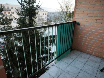 Przestronne, 3 pok. mieszkanie z balkonem -os. Chorzeń