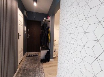 Mieszkanie po generalnym remoncie, umeblowane, 3 pokoje-os.V