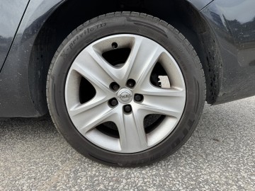 Opel Astra 1.4 BENZYNA Zarejestrowana Klimatyzacja Nawigacja