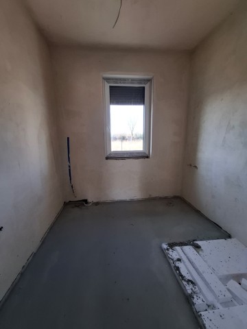 Nowy dom 93 m&sup2; w stanie deweloperskim&ndash;Bielawy, 5km od Konina