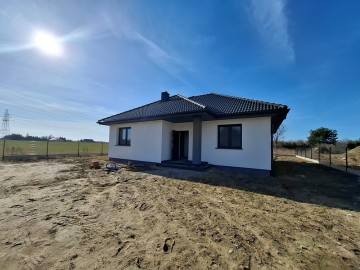 Nowy dom 93 m&sup2; w stanie deweloperskim&ndash;Bielawy, 5km od Konina