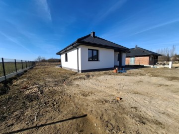 Nowy dom 93 m&sup2; w stanie deweloperskim&ndash;Bielawy, 5km od Konina