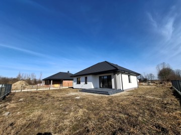 Nowy dom 93 m&sup2; w stanie deweloperskim&ndash;Bielawy, 5km od Konina