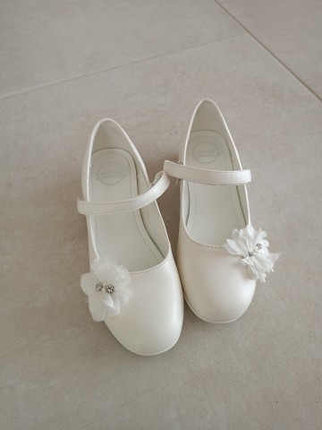 Baleriny białe r. 33