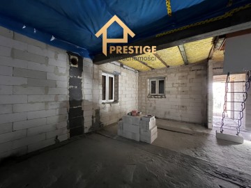 PRZESTRONNE SIEDLISKO &ndash; POMARZANY FABRYCZNE