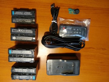 SPRZEDAM WYSOKIEJ JAKOŚCI  KAMERĘ SONY HRX-NX100