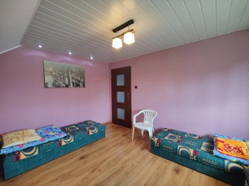 Sprzedam 2 budynki mieszkalne-15 pokoi-działka 810m2 -Licheń