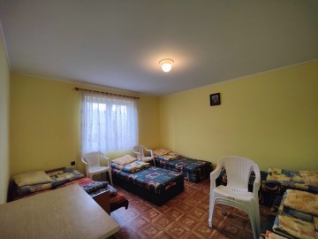 Sprzedam 2 budynki mieszkalne-15 pokoi-działka 810m2 -Licheń