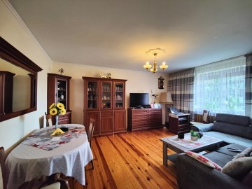 Sprzedam 2 budynki mieszkalne-15 pokoi-działka 810m2 -Licheń