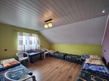 Sprzedam 2 budynki mieszkalne-15 pokoi-działka 810m2 -Licheń