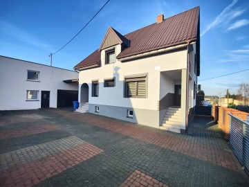 Sprzedam dom o pow. 134m2 -po remoncie -2 odrębne wejścia