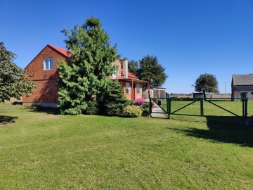 Sprzedam dom, zabudowania gospodarcze, działka 1.3759ha