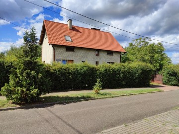 Sprzedam dom piętrowy w okolicy las&oacute;w i jezior -Wilczyn