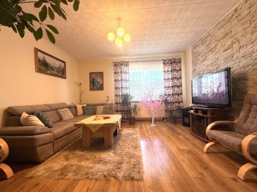 WYJĄTKOWA NIERUCHOMOŚĆ W M. ROSOCHA GM. OSIEK MAŁY &ndash; IDEALNA