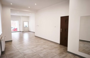 Do wynajęcia nowoczesny lokal na parterze, Konin-Star&oacute;wka