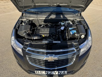 Chevrolet Cruze 1.4 BENZYNA Klimatronik Nawigacja Tempomat