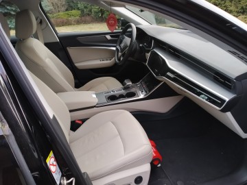 SPRZEDAM AUDI A6  QUATTRO Z MAŁYM PRZEBIEGIEM