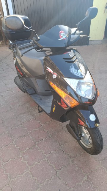 Skuter Honda Lead