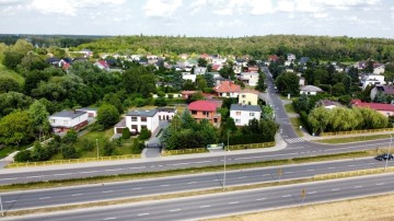 Sprzedam działkę wraz z domem na osiedlu Miedzylesie