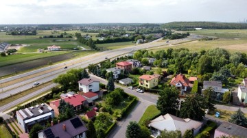 Sprzedam działkę wraz z domem na osiedlu Miedzylesie