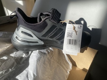 Nowe buty sneakersy Adidas Rapidasport rozmiar 33