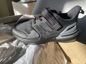 Nowe buty sneakersy Adidas Rapidasport rozmiar 33