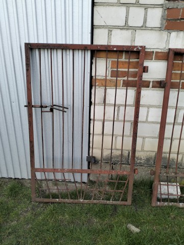 Brama wjazdowa z furtką