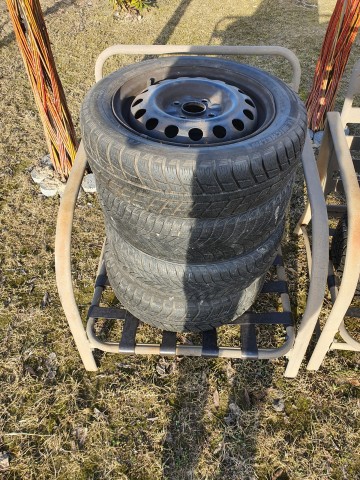 Sprzedam: Stalowe felgi z oponami