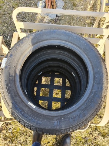 Sprzedam: Stalowe felgi z oponami