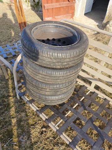 Sprzedam: Stalowe felgi z oponami