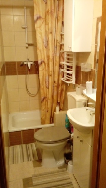 od zaraz pok&oacute;j do wynajęcia dla kobiety - Stary Konin