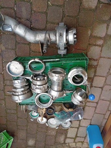 Sprzedam akcesoria części do cystern tkw silos&oacute;w