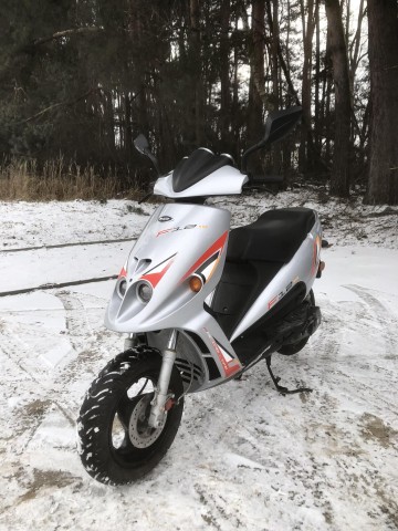 Skuter Malaguti f12 Phantom