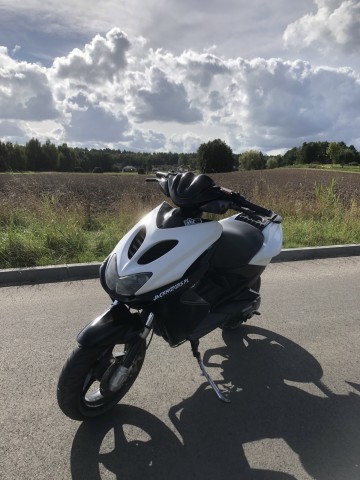 Skuter Yamaha Aerox