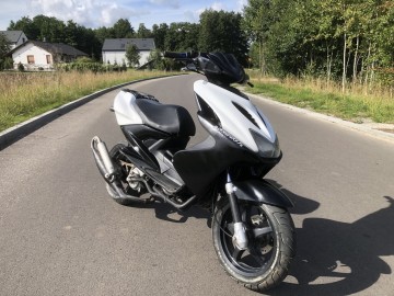 Skuter Yamaha Aerox