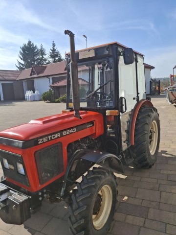 Ciągnik sadowniczy Zetor 5243 Turbo