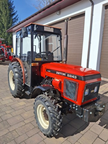 Ciągnik sadowniczy Zetor 5243 Turbo