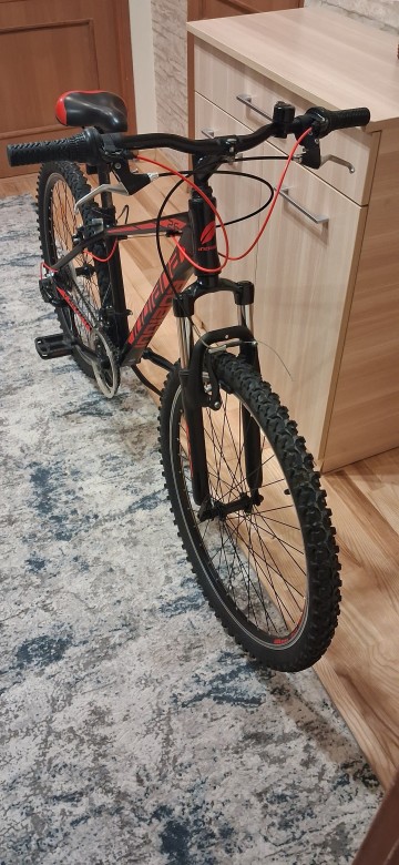 Sprzedam rower g&oacute;rski , rozmiar k&oacute;ł 26 cali