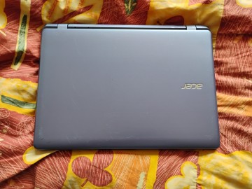 Laptop Acer E3-112