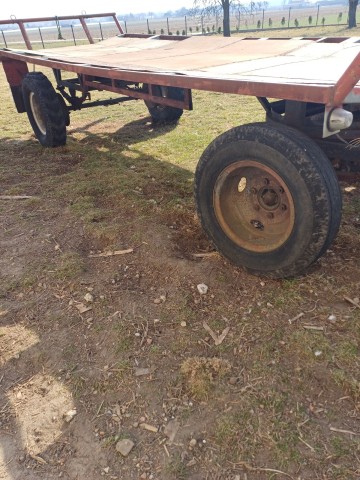 Sprzedam Przyczepe do bel