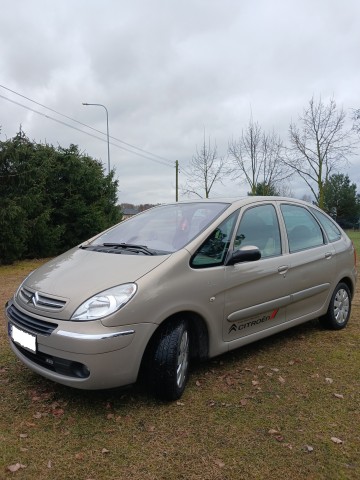 Citroen Xsara Picasso Exclusive 1.6 benzyna - ładny