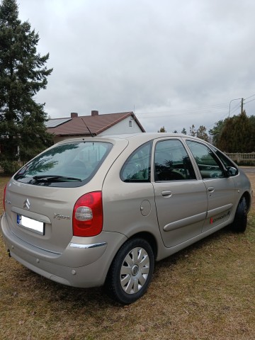Citroen Xsara Picasso Exclusive 1.6 benzyna - ładny