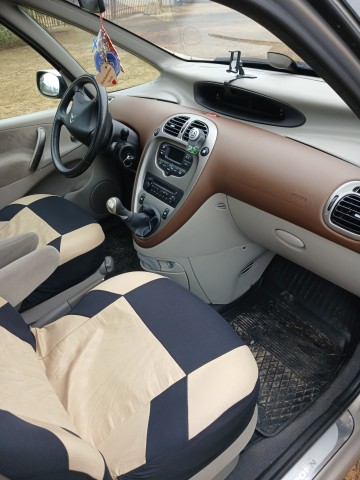 Citroen Xsara Picasso Exclusive 1.6 benzyna - ładny