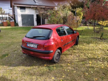 Konin. Sprzedam Peugeot 206.  Rok produkcji 2000. Cena 2000
