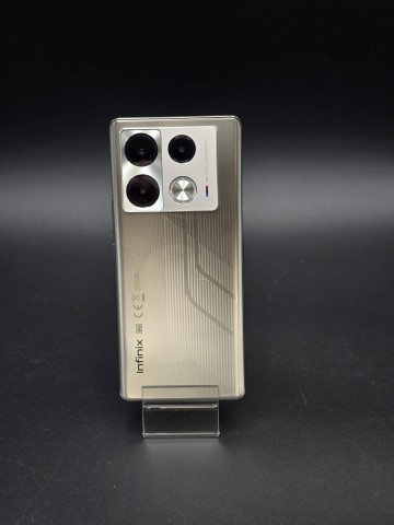 Infinix Note 40 Pro + 5G  Stan: bardzo dobry, uszanowany.  W