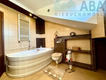 Chrząblice gm. Brudzew - parter + poddasze użytkowe