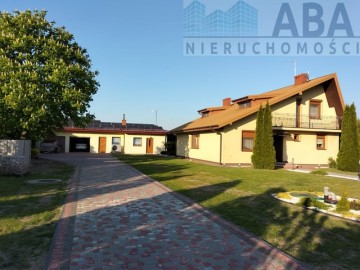 Chrząblice gm. Brudzew - parter + poddasze użytkowe