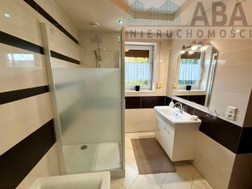 Chrząblice gm. Brudzew - parter + poddasze użytkowe